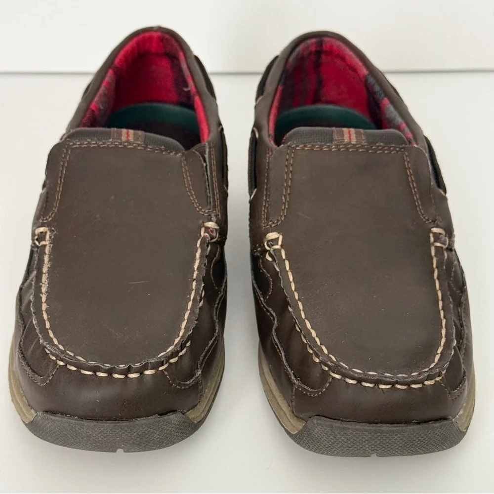 Outland Boys Brown Loafers Size 5.5M